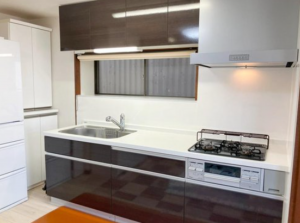 神戸市垂水区美山台、中古一戸建てのキッチン画像です