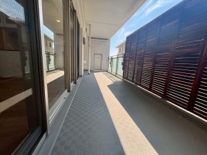 神戸市垂水区五色山、マンションのバルコニー画像です