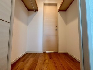 神戸市垂水区五色山、マンションの収納画像です