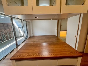 神戸市垂水区五色山、マンションの内装画像です