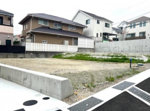 神戸市垂水区仲田、新築一戸建ての外観画像です