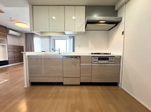 神戸市垂水区星陵台、マンションのキッチン画像です