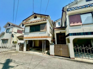 神戸市垂水区西舞子、中古一戸建ての外観画像です