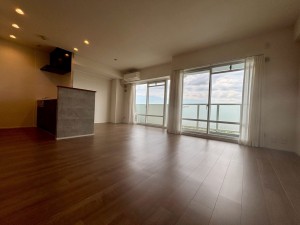 神戸市垂水区海岸通、マンションの内装画像です