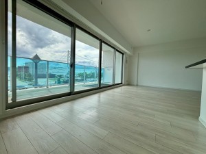 神戸市垂水区東舞子町、マンションの居間画像です