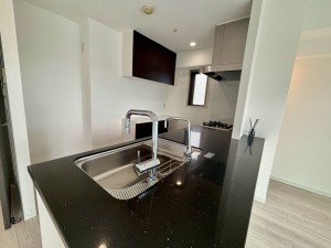 神戸市垂水区東舞子町、マンションのキッチン画像です