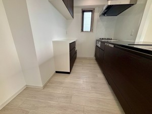 神戸市垂水区東舞子町、マンションのキッチン画像です