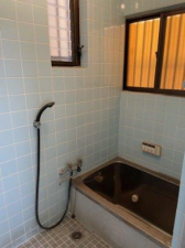 神戸市垂水区大町、中古一戸建ての風呂画像です
