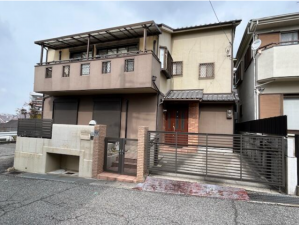 神戸市垂水区舞子台、中古一戸建ての外観画像です