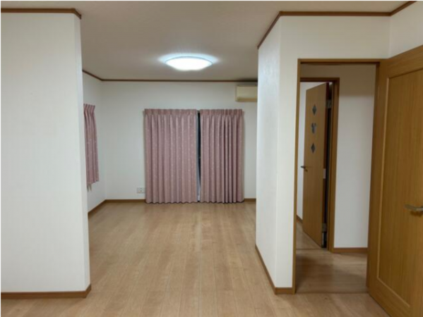 神戸市垂水区舞子台、中古一戸建ての内装画像です