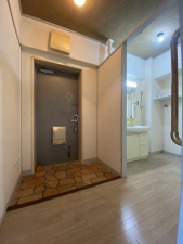 神戸市垂水区塩屋町、マンションの玄関画像です