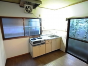 神戸市垂水区塩屋町、収益物件/住宅のキッチン画像です