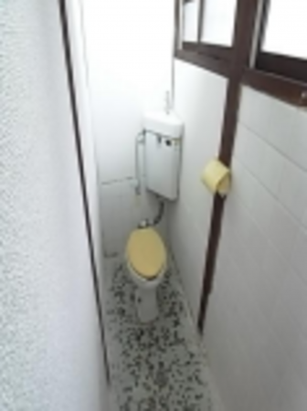 神戸市垂水区塩屋町、収益物件/住宅のトイレ画像です