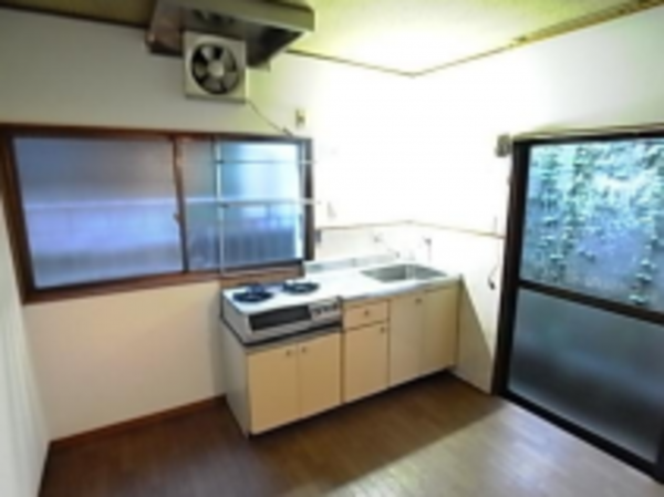 神戸市垂水区塩屋町、収益物件/住宅のキッチン画像です