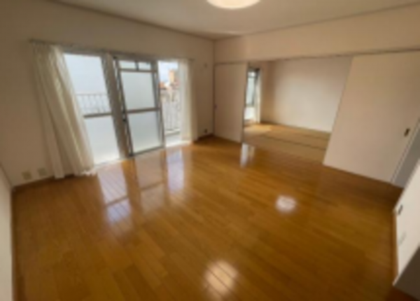 神戸市垂水区高丸、収益物件/マンションの内装画像です
