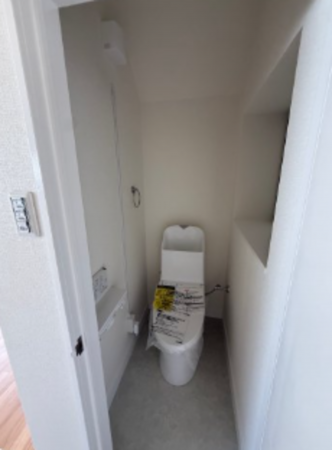 神戸市垂水区福田、中古一戸建てのトイレ画像です