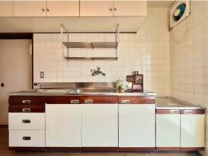 神戸市垂水区天ノ下町、マンションのキッチン画像です