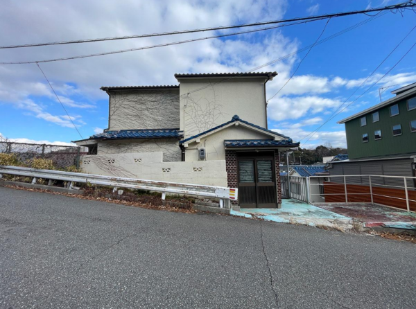 神戸市垂水区千代が丘、中古一戸建ての外観画像です