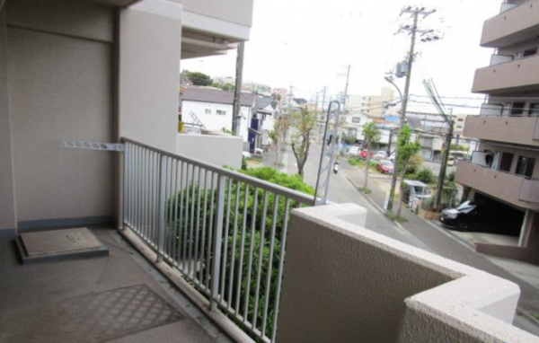 神戸市垂水区乙木、マンションの画像です