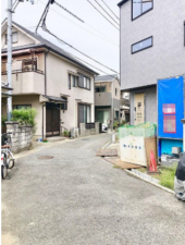 神戸市垂水区山手、新築一戸建ての前面道路を含む現地写真画像です