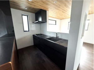 神戸市垂水区山手、新築一戸建てのキッチン画像です