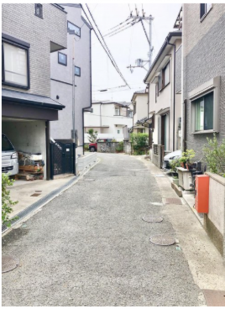 神戸市垂水区山手、新築一戸建ての前面道路を含む現地写真画像です