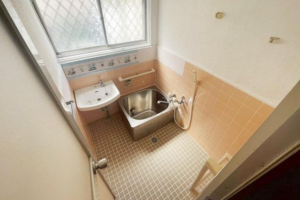 神戸市垂水区西舞子、中古一戸建ての洗面画像です