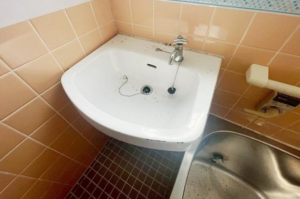 神戸市垂水区西舞子、中古一戸建ての洗面画像です