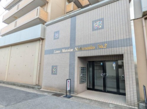 神戸市垂水区西舞子、マンションのエントランス画像です