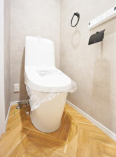 神戸市垂水区星陵台、新築一戸建てのトイレ画像です