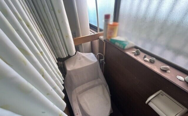 神戸市垂水区塩屋町、中古一戸建てのトイレ画像です