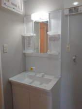 神戸市垂水区東垂水、収益物件/マンションの洗面画像です