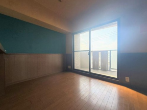 神戸市垂水区王居殿、マンションの内装画像です