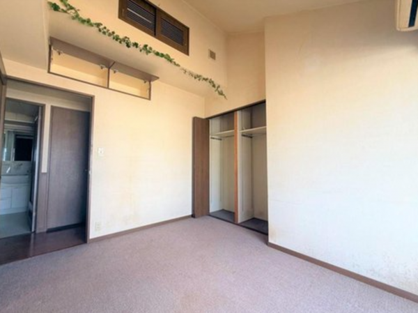 神戸市垂水区王居殿、マンションの内装画像です