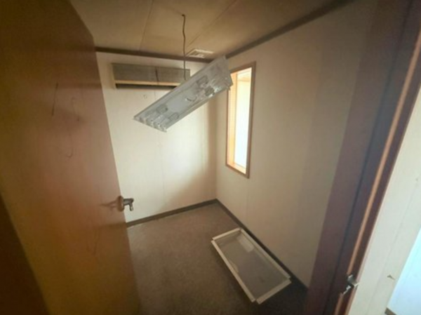 神戸市垂水区王居殿、マンションの内装画像です