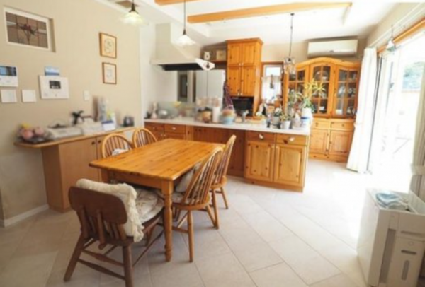 神戸市垂水区五色山、中古一戸建ての内装画像です