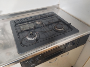 神戸市垂水区塩屋町、マンションのキッチン画像です