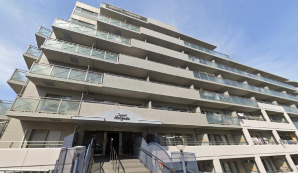 神戸市垂水区星が丘、マンションの外観画像です