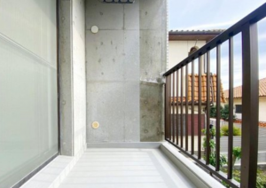 神戸市垂水区霞ケ丘、マンションのバルコニー画像です