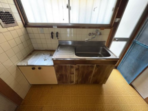 神戸市垂水区星陵台、中古一戸建てのキッチン画像です