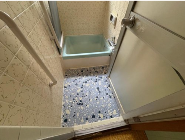 神戸市垂水区星陵台、中古一戸建ての風呂画像です