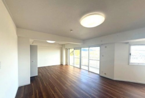 神戸市垂水区高丸、マンションの内装画像です