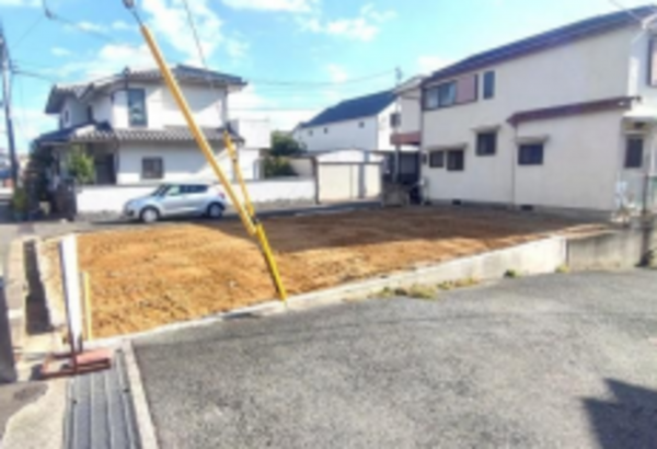 神戸市垂水区西舞子、土地の前面道路を含む現地写真画像です