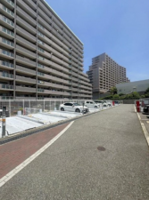 神戸市垂水区青山台、マンションの駐車場画像です