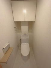 神戸市垂水区青山台、マンションのトイレ画像です