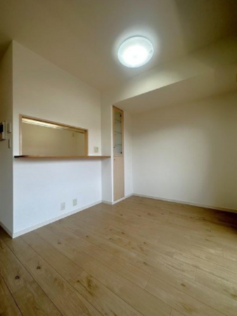 神戸市垂水区青山台、マンションの内装画像です