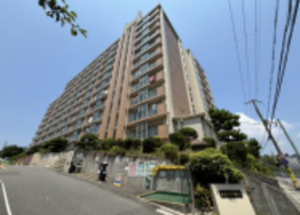 神戸市垂水区上高丸、収益物件/マンションの外観画像です