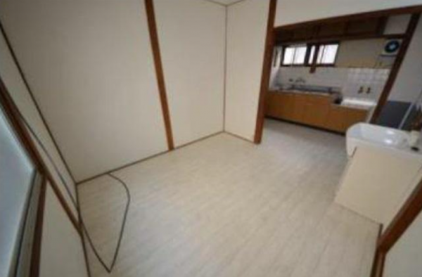 神戸市垂水区舞子坂、収益物件/住宅の内装画像です