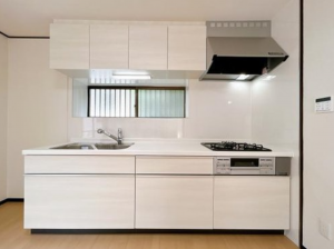 神戸市垂水区千代が丘、中古一戸建てのキッチン画像です