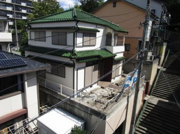 神戸市垂水区千代が丘、中古一戸建ての外観画像です